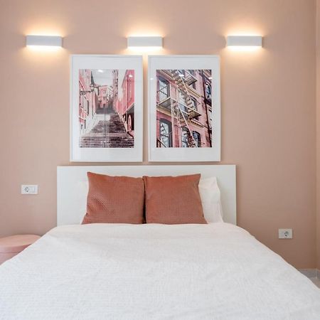 Fantastic City Center Apartment ブカレスト エクステリア 写真