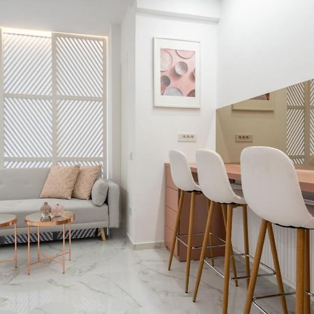 Fantastic City Center Apartment ブカレスト エクステリア 写真