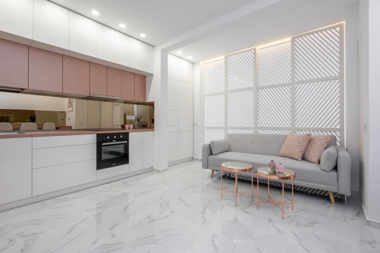 Fantastic City Center Apartment ブカレスト エクステリア 写真